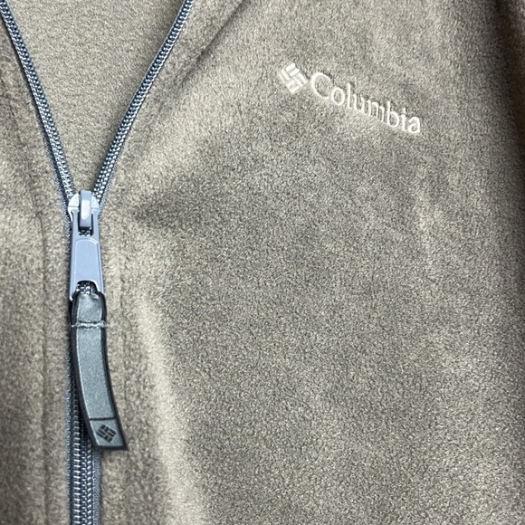Columbia Fleece Full-zip Vest - Picture 5 of 8